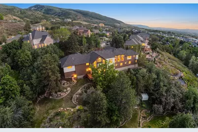 3237 Twin Peaks Dr, Layton, UT 84040 - Photo 35