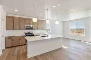 4945 N Topaz Dr, Eagle Mountain, UT 84005 - Photo 5