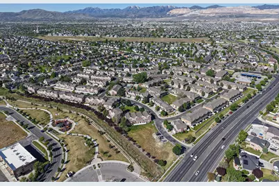 10408 S Scarlet Sage Cv E, South Jordan, UT 84009 - Photo 11