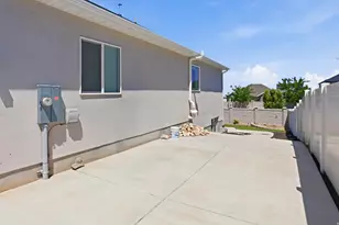 582 W 1960 N, Tooele, UT 84074 - Photo 39