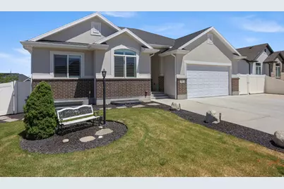 582 W 1960 N, Tooele, UT 84074 - Photo 3
