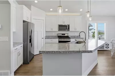 582 W 1960 N, Tooele, UT 84074 - Photo 9