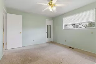 284 E 1140 N, Orem, UT 84057 - Photo 9