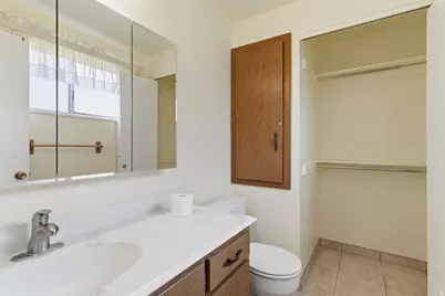 284 E 1140 N, Orem, UT 84057 - Photo 11