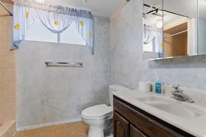 284 E 1140 N, Orem, UT 84057 - Photo 13