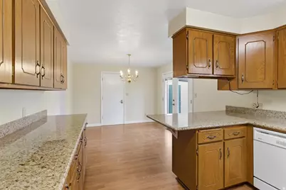 284 E 1140 N, Orem, UT 84057 - Photo 7