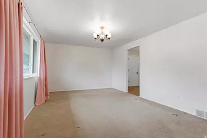 284 E 1140 N, Orem, UT 84057 - Photo 5