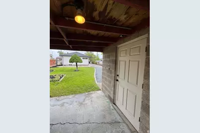 189 W Center St, Midvale, UT 84047 - Photo 45
