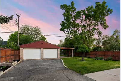 189 W Center St, Midvale, UT 84047 - Photo 39