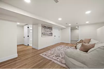 189 W Center St, Midvale, UT 84047 - Photo 27