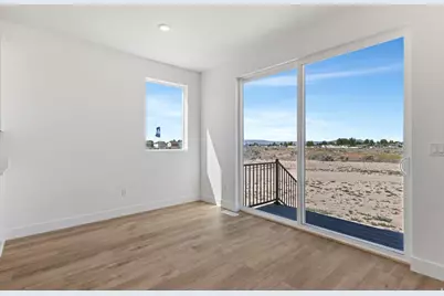 4875 N Topaz Dr, Eagle Mountain, UT 84005 - Photo 11