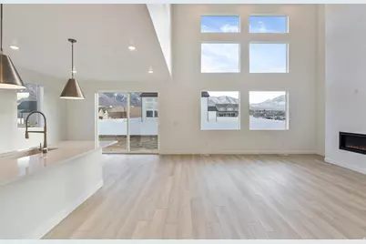 4875 N Topaz Dr, Eagle Mountain, UT 84005 - Photo 5