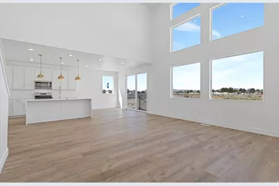 4875 N Topaz Dr, Eagle Mountain, UT 84005 - Photo 9