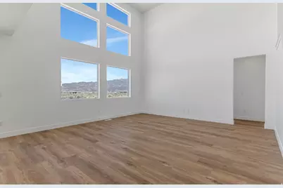 4875 N Topaz Dr, Eagle Mountain, UT 84005 - Photo 5