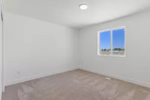 4875 N Topaz Dr, Eagle Mountain, UT 84005 - Photo 15