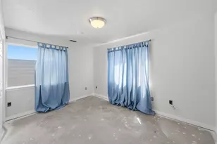 6373 Rogue River Ln, Salt Lake City, UT 84118 - Photo 21