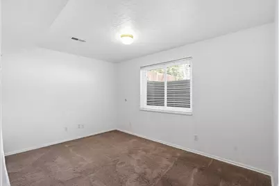 5656 W Sunkist Dr, Salt Lake City, UT 84118 - Photo 17