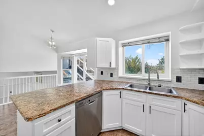 2289 N Sunset Dr, Lehi, UT 84043 - Photo 9