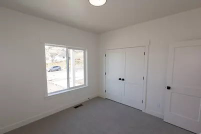 1112 E 50 N, Hyde Park, UT 84318 - Photo 29