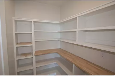 1112 E 50 N, Hyde Park, UT 84318 - Photo 13