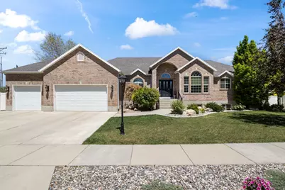 313 E Golden Pheasant Dr S, Draper, UT 84020 - Photo 1