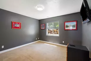 313 E Golden Pheasant Dr S, Draper, UT 84020 - Photo 43