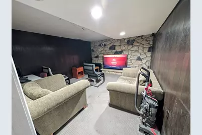 2091 W 7000 S, West Jordan, UT 84084 - Photo 13