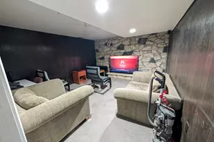 2091 W 7000 S, West Jordan, UT 84084 - Photo 13