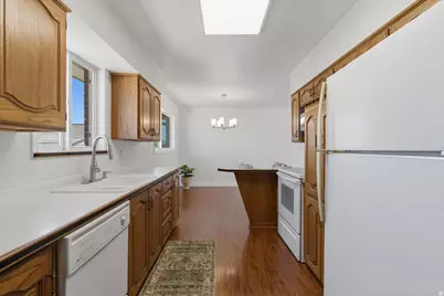 5466 Paulette Ave, West Valley, UT 84120 - Photo 11