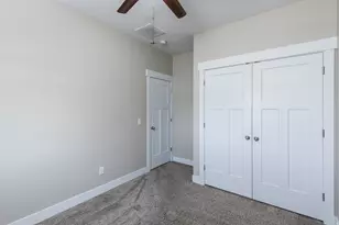 1683 W Packsaddle Circle, Bluffdale, UT 84065 - Photo 25