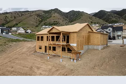 649 E 250 N, Providence, UT 84332 - Photo 7