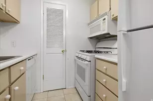 5328 S 570 E, Murray, UT 84107 - Photo 11