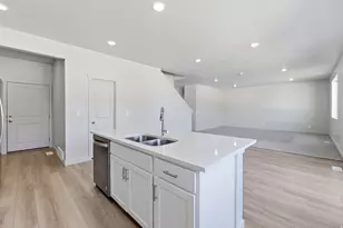 240 W 1320 N, Tooele, UT 84074 - Photo 27