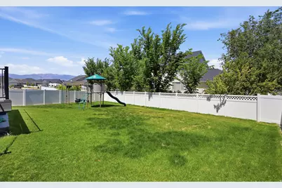 240 W 1320 N, Tooele, UT 84074 - Photo 39