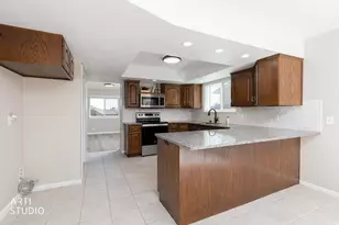88 W Canyon View Dr N, Farmington, UT 84025 - Photo 3