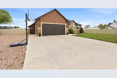 165 W 700 N, Nephi, UT 84648 - Photo 41