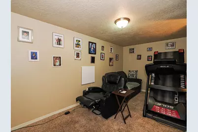 8124 S Macks Inn Cir, West Jordan, UT 84081 - Photo 47