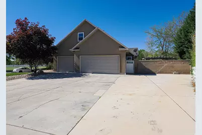 8124 S Macks Inn Cir, West Jordan, UT 84081 - Photo 5