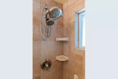 322 E Lane Cir, Sandy, UT 84070 - Photo 15