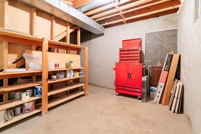 322 E Lane Cir, Sandy, UT 84070 - Photo 37