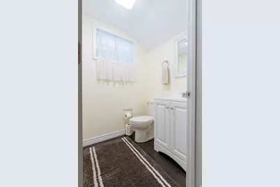322 E Lane Cir, Sandy, UT 84070 - Photo 27
