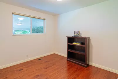 322 E Lane Cir, Sandy, UT 84070 - Photo 19