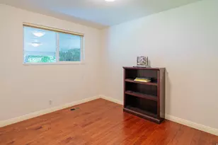 322 E Ln Circle, Sandy, UT 84070 - Photo 19