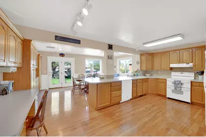 2598 W 12820 S, Riverton, UT 84065 - Photo 17