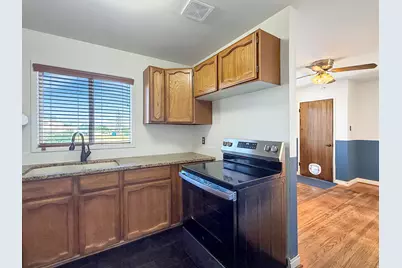 4579 S 250 E, Washington Terrace, UT 84405 - Photo 7