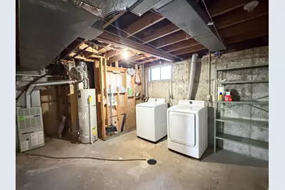 4579 S 250 E, Washington Terrace, UT 84405 - Photo 17