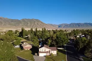 413 Country Dr, Stansbury Park, UT 84074 - Photo 5