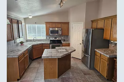 413 Country Dr, Stansbury Park, UT 84074 - Photo 3