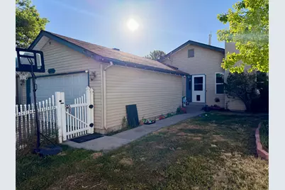 3038 S Arthurs Ct W, West Valley, UT 84120 - Photo 11