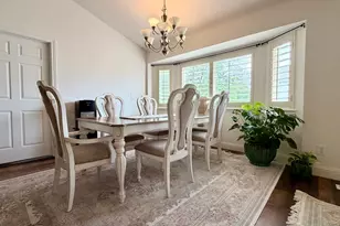 1528 E Buttercup Dr, Sandy, UT 84092 - Photo 11